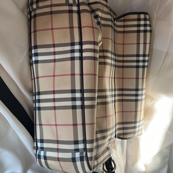 Classic plaid Burberry Crossbody/ diaper bag - Picture 8 of 11